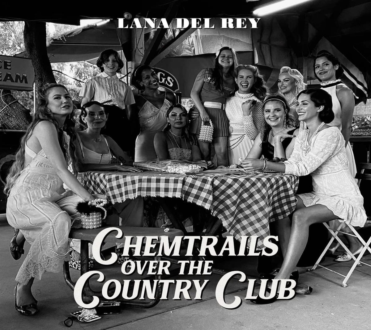 Lana Del Rey - Chemtrails Over The Country Club - [CD]