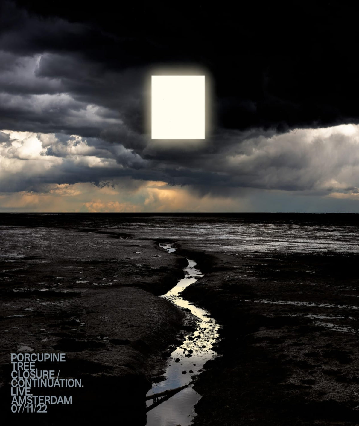 Porcupine Tree: Closure/ Continuation. Live. Amsterdam 07/ 11/ 22 - (With DVD, 24 Bit Remastered) - [Blu-ray]