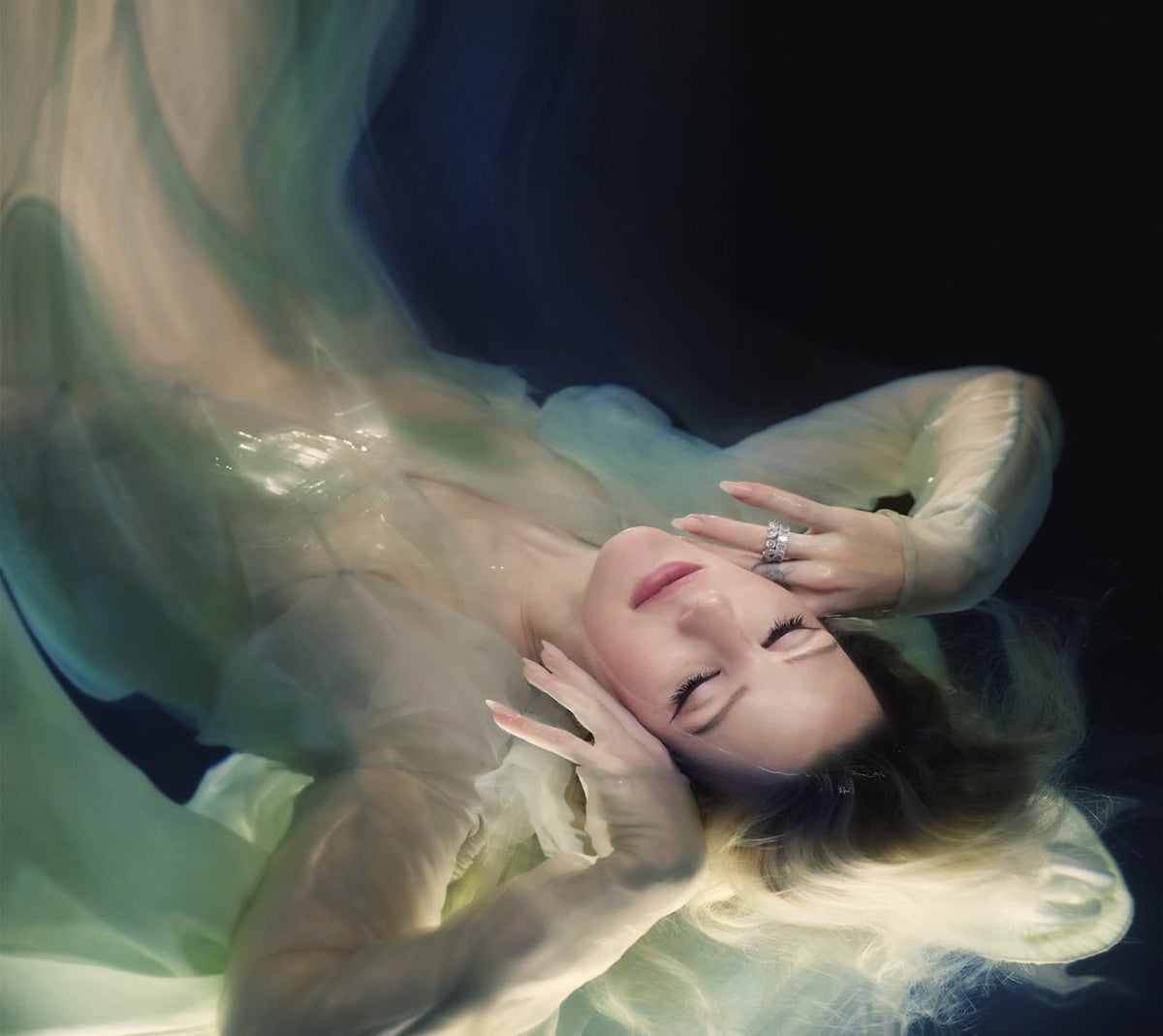 Ellie Goulding - Higher Than Heaven [Explicit Content] - (Parental Advisory Explicit Lyrics, Deluxe Edition, Bonus Tracks) - [CD]
