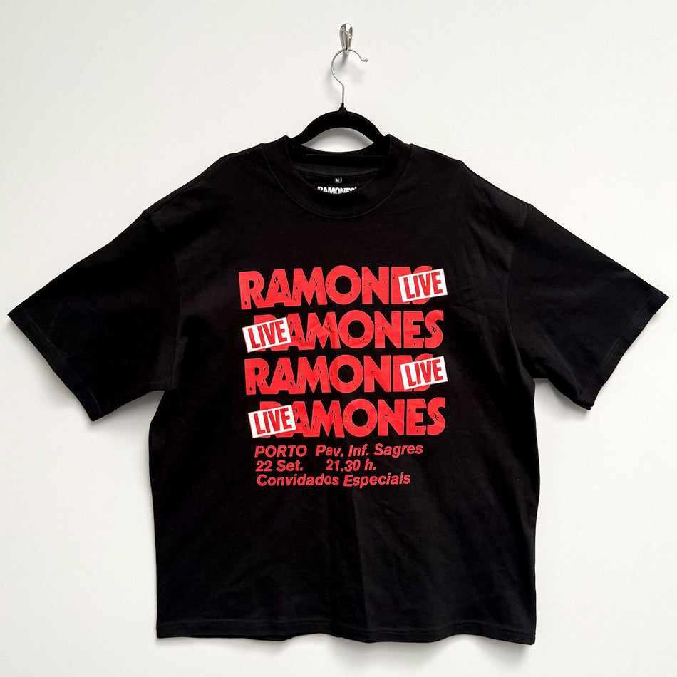 Ramones Unisex Oversized Boxy T-Shirt: Concert (Black)